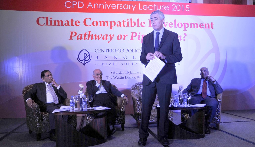 Simon Maxwell, executive chair of UK-based Climate and Development Knowledge and Network, delivers his speech at a programme organised by the Centre for Policy Dialogue at the Westin hotel in Dhaka yesterday. Rehman Sobhan, chairman of CPD; Mustafizur Rahman, executive director; and Debapriya Bhattacharya, distinguished fellow, are also seen. Photo: Star