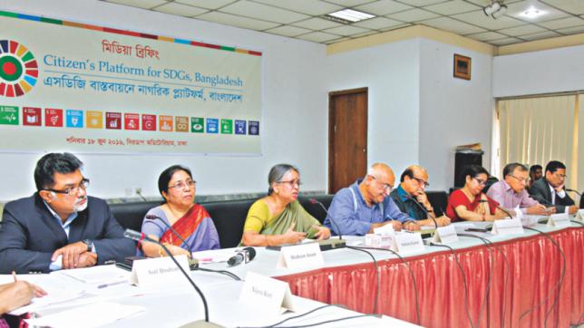 Rights activist Sultana Kamal speaks at a media briefing of the launching of Citizen's Platform for SDGs, Bangladesh in the capital's Cirdap auditorium yesterday, organised by the Centre for Policy Dialogue (CPD). Photo: Star