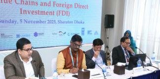 The SAARC Chambers of Commerce should mediate partnerships between the private sector and the government